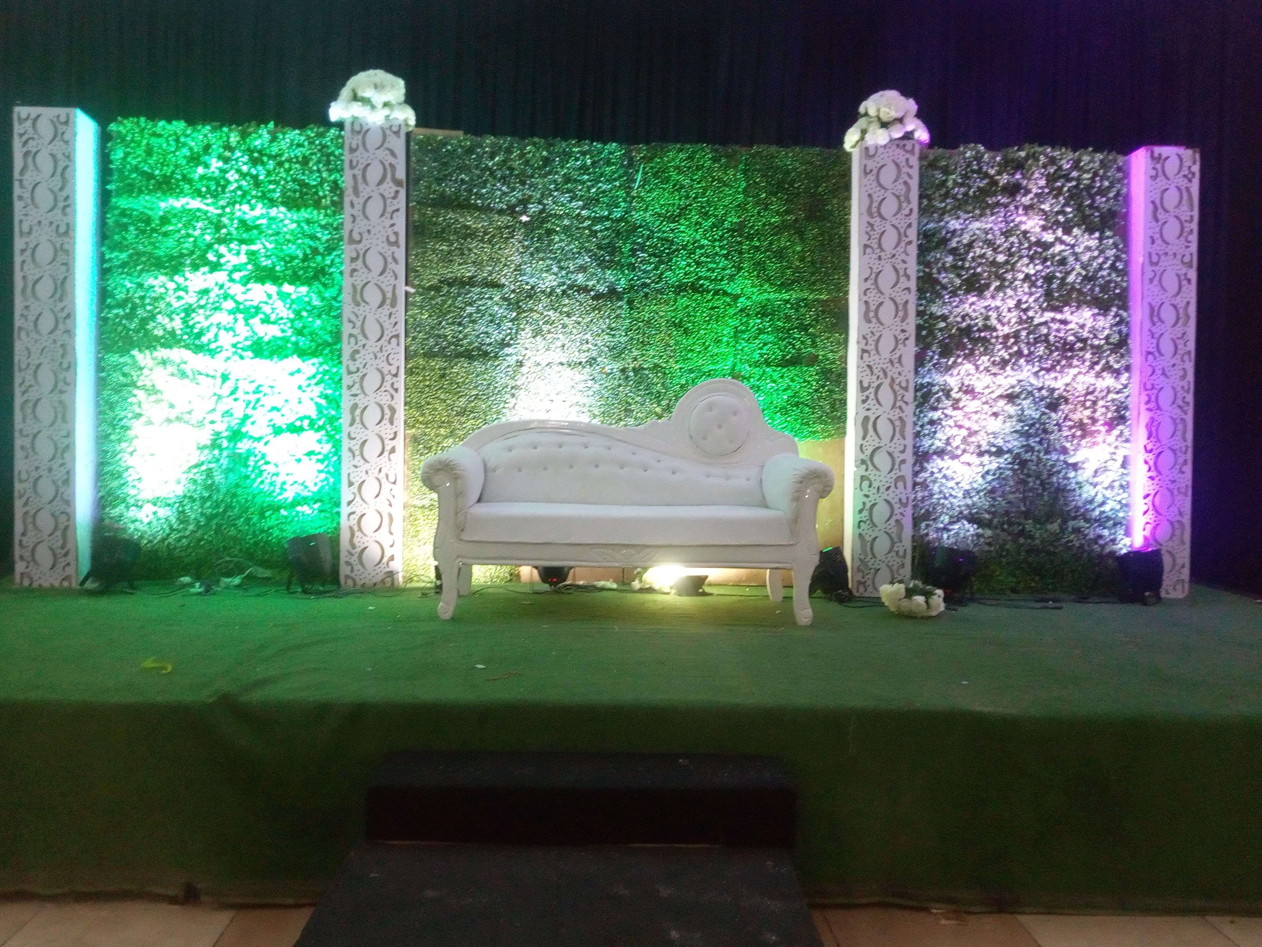 Hire SOWETO EVENTS — Decorator in Planit